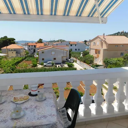 Grubelic: 2 Bedroom Apartment, Free Parking Daire