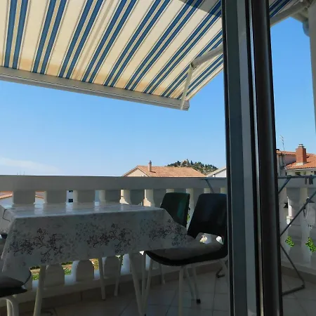 Daire Grubelic: 2 Bedroom Apartment, Free Parking *
