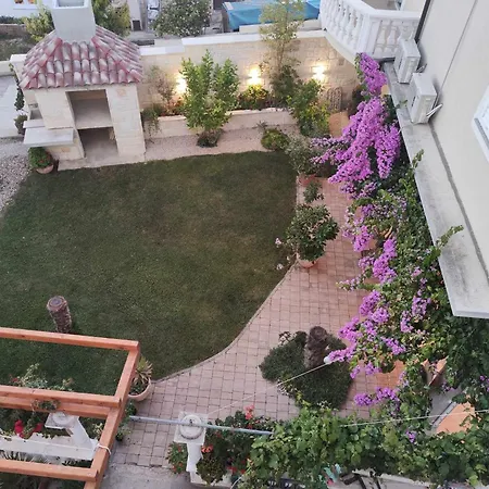 Daire Grubelic: 2 Bedroom Apartment, Free Parking